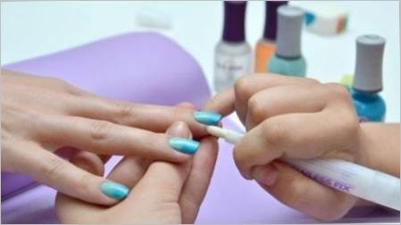 Kako ukloniti gel lak iz kože oko noktiju nakon sušenja?
