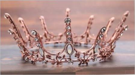 Kako napraviti krunu žice vlastitim rukama?