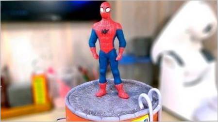 Kako napraviti spiderman iz plastelina?