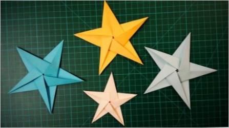 Stvaranje origamija u obliku zvijezde