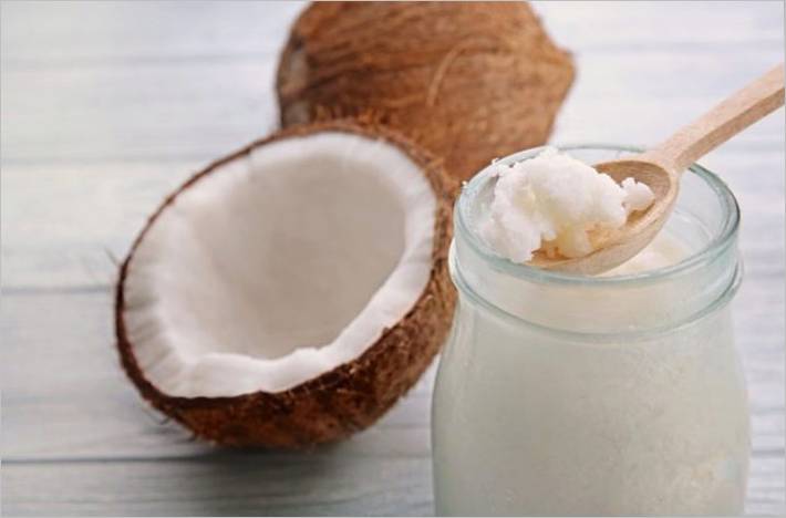 Kokosovo ulje je idealno za njegu kose i kože. I još nekoliko mogućnosti